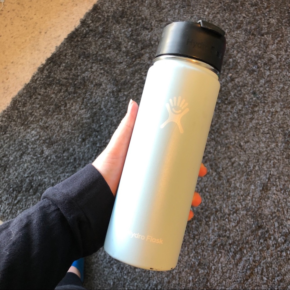 Hydroflask bottle